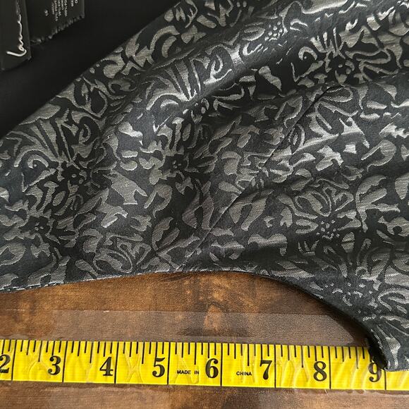 Lane Bryant Brocade Cocktail Party Dress 14 Black Silver Sleeveless V Neck EUC - Picture 6 of 10